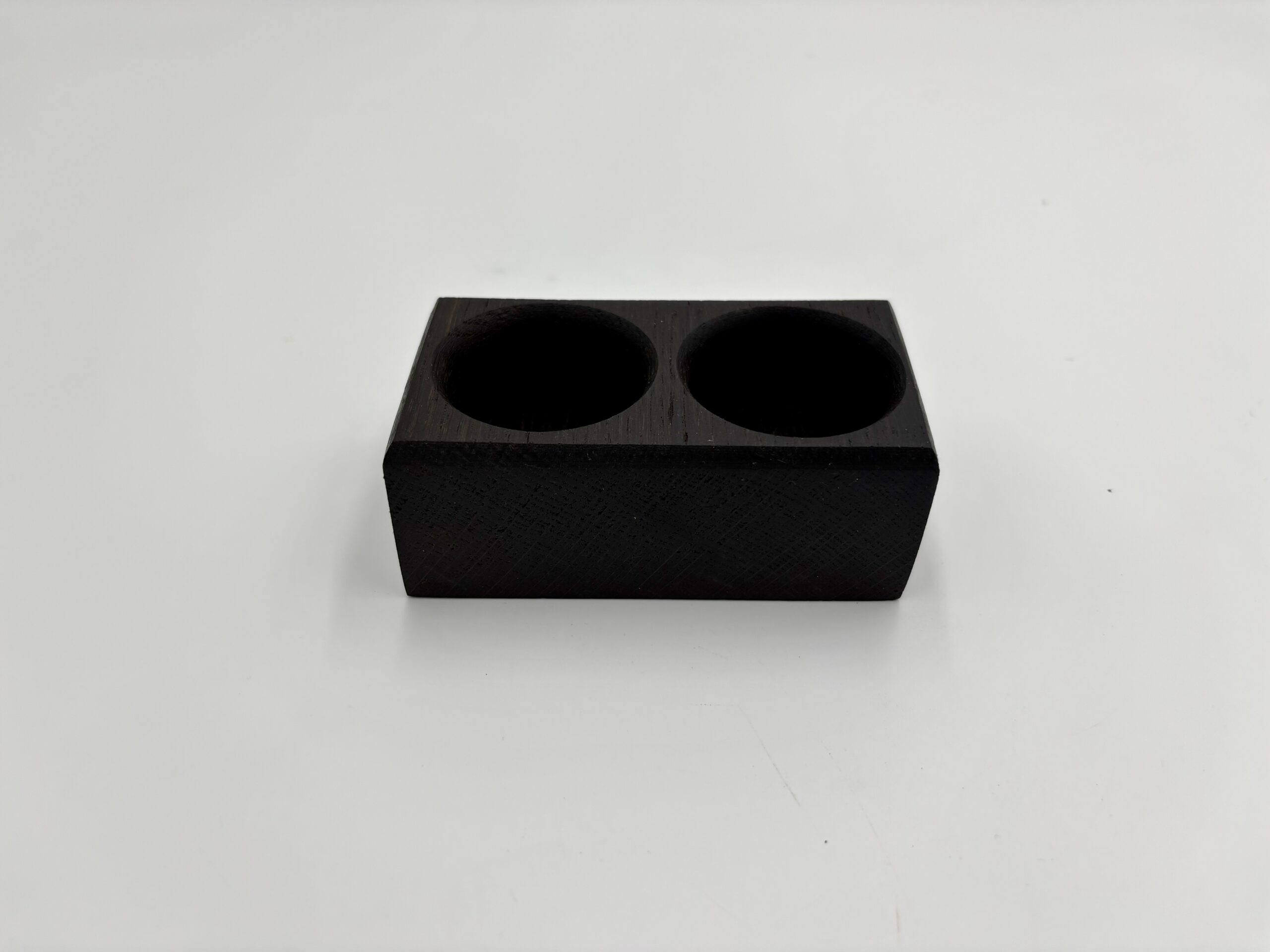 Podstawka na 2 jajka z dębu czarnego - obrazek 3